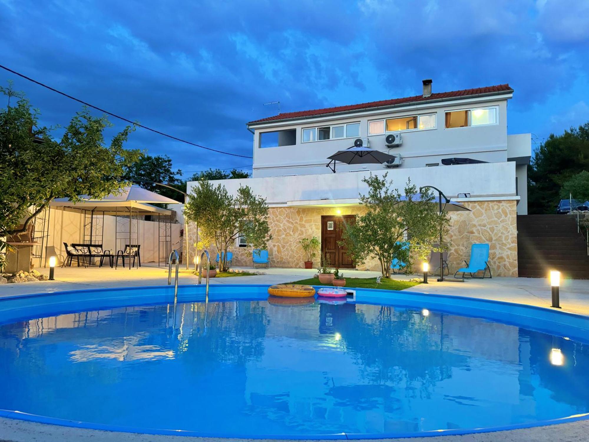 Apartments Villa Mihaela Banj Extérieur photo