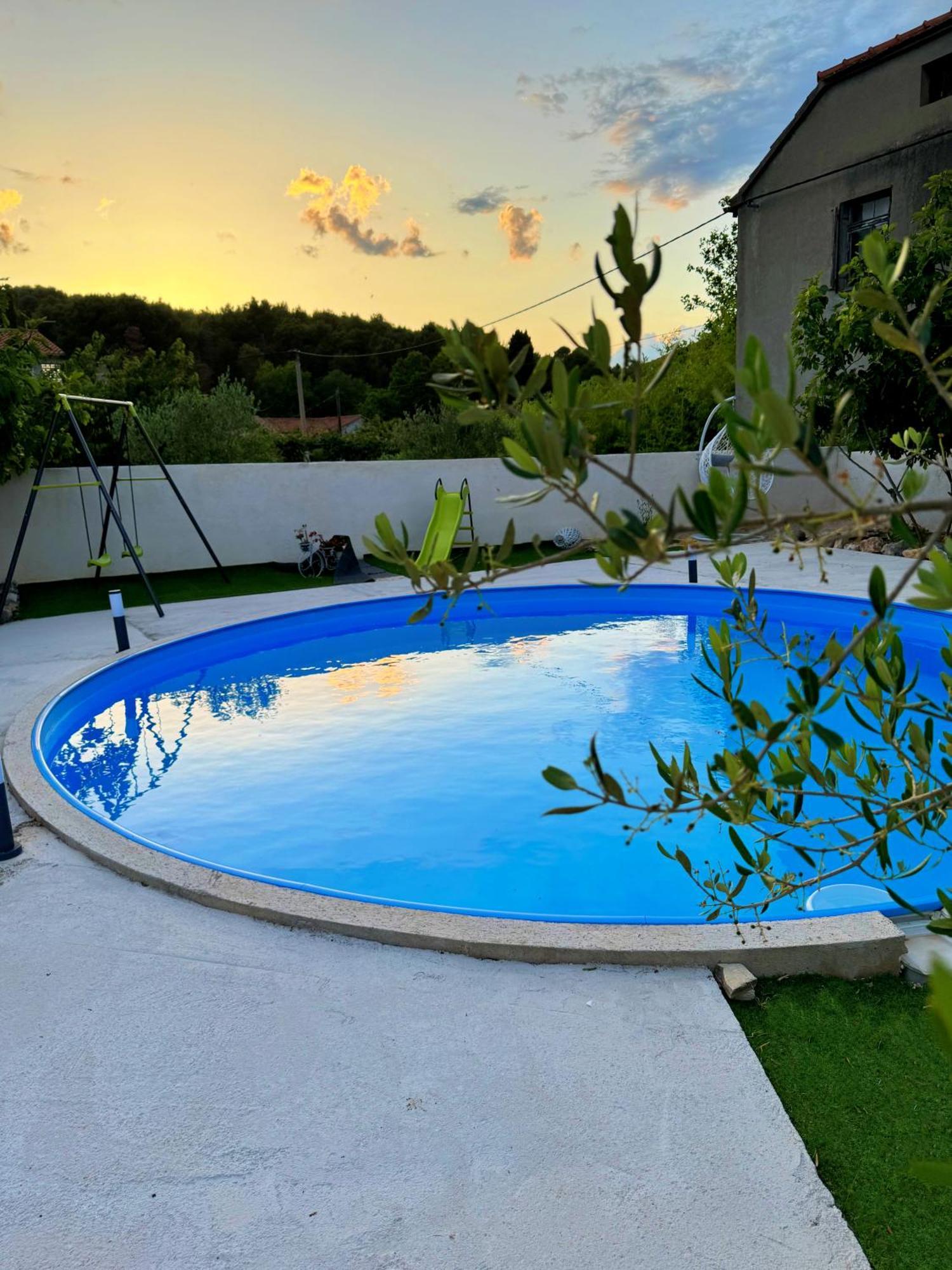 Apartments Villa Mihaela Banj Extérieur photo